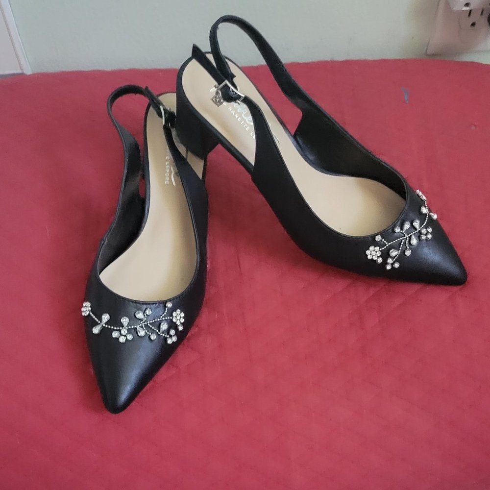 Women's dress shoes